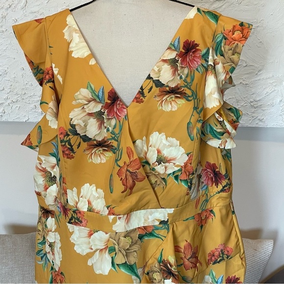 City Chic Floral Golden Dress Short Sleeve Ruffle Sz XXL NWT - Picture 4 of 9